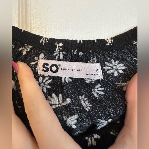 SO | Daisies Black Maxi Dress w/ Pockets (size S) - Picture 3 of 3